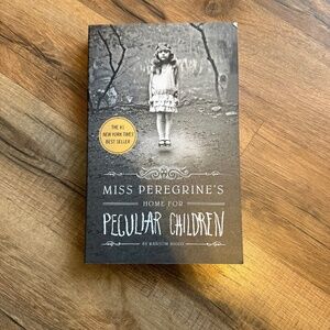 Miss Peregrine's Home for Peculiar Children By Ransom Riggs